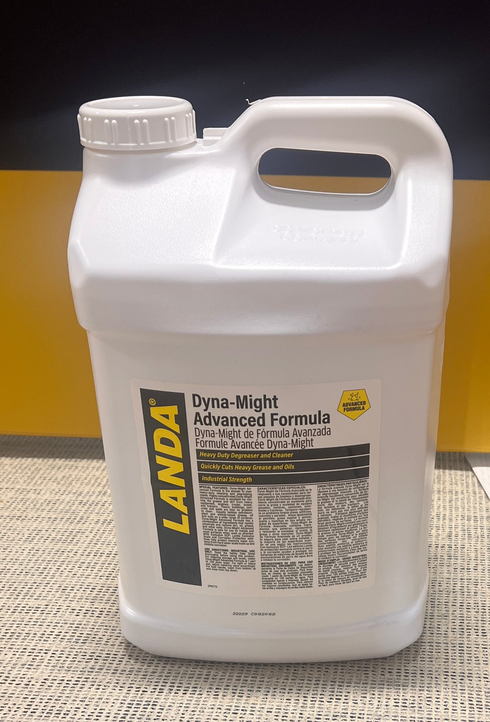 Dyna-Might Advanced Formula 2.5 Gallon