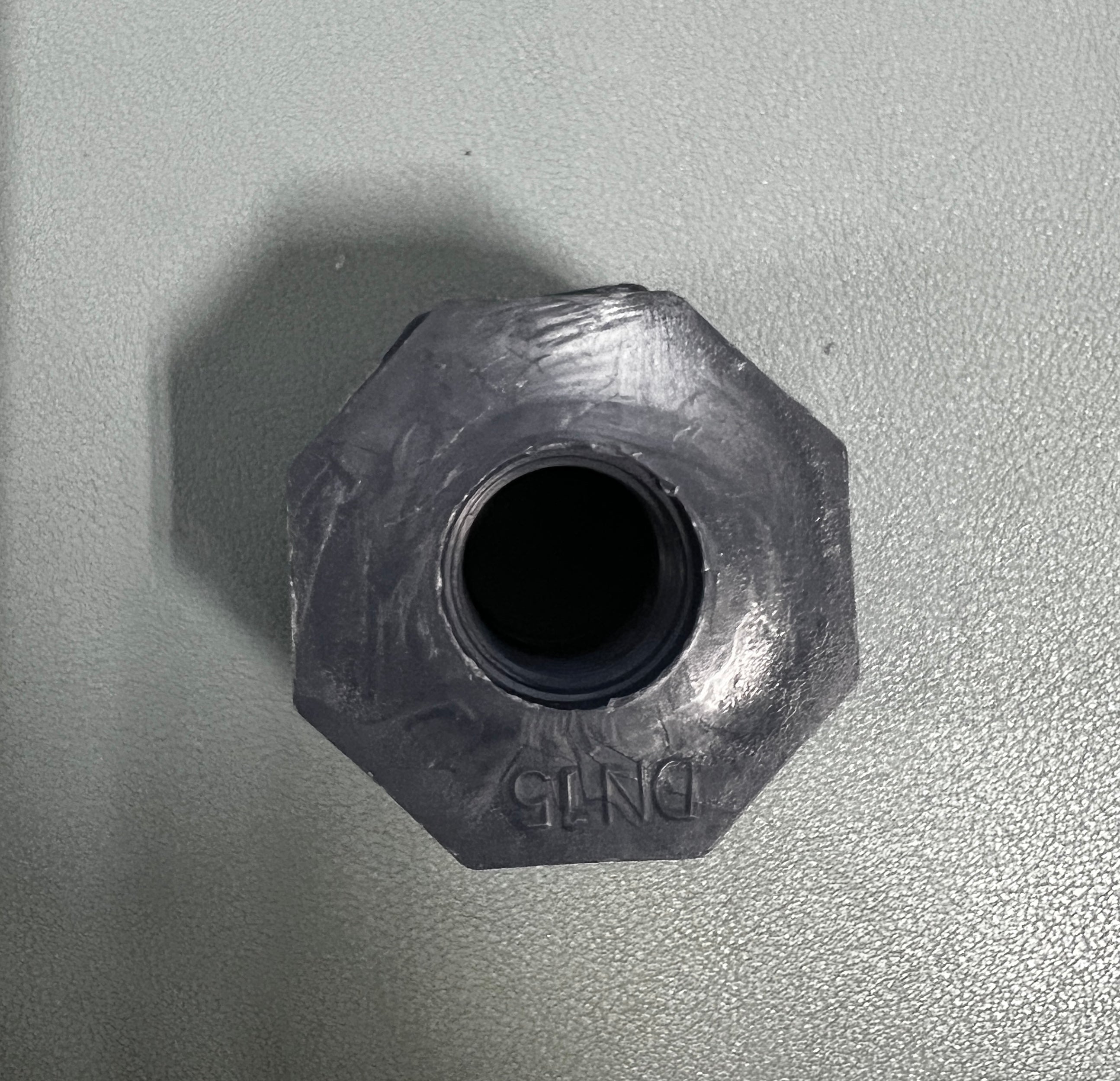Bulkhead 1/2' thread hole diameter 1 1/4"