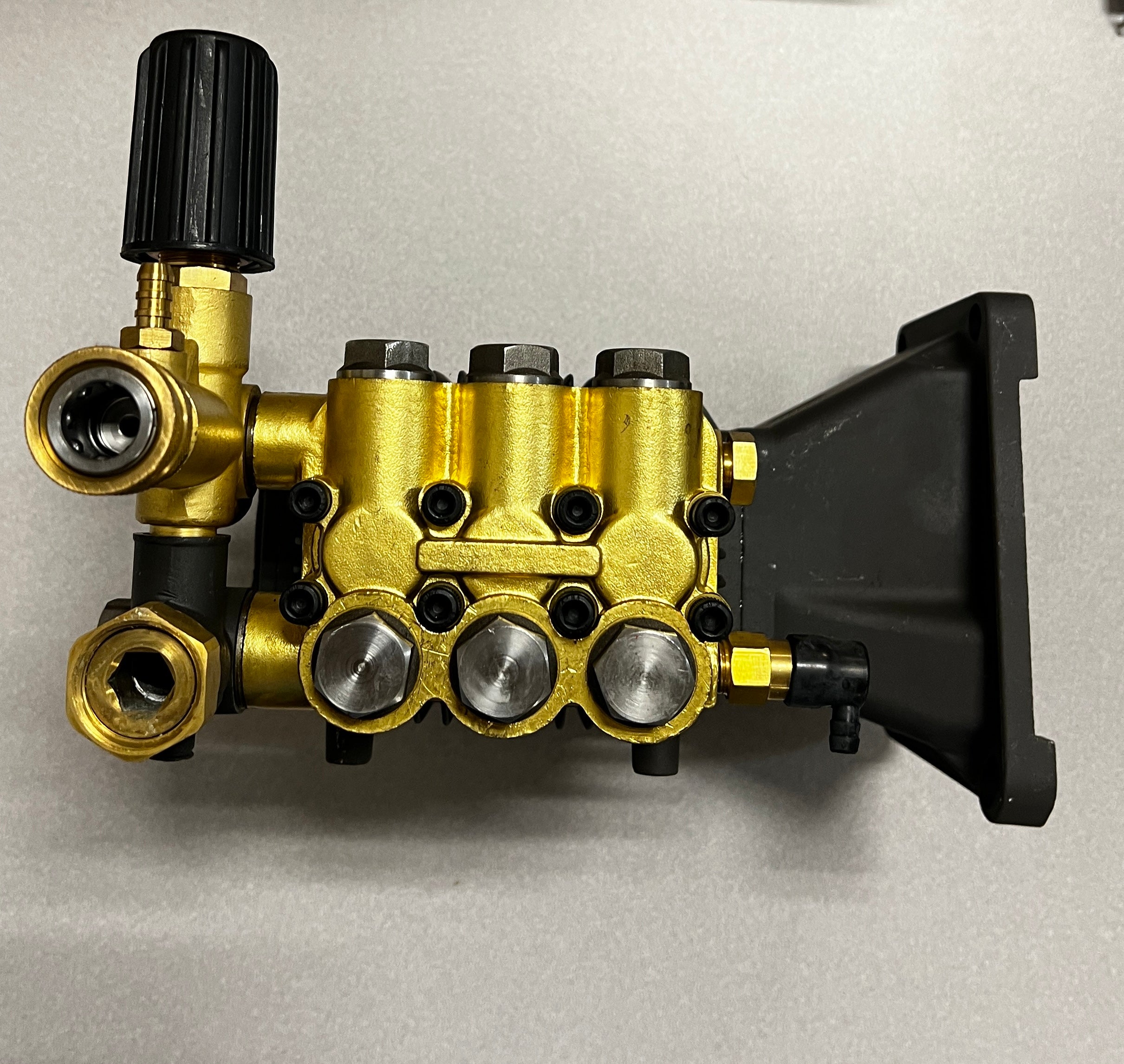 Triplex Pump, 3.2gpm @3600PSI